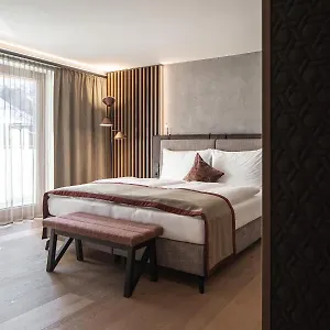 hotellátogatás