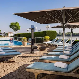 מלון Hilton Waterfront, וינה