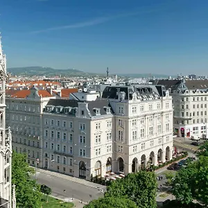 Regina Vienne